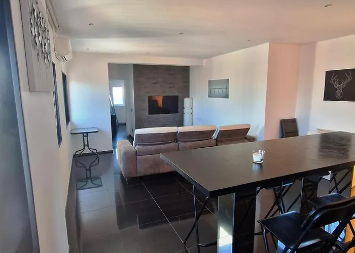 T2 Vista Rio Apartment *